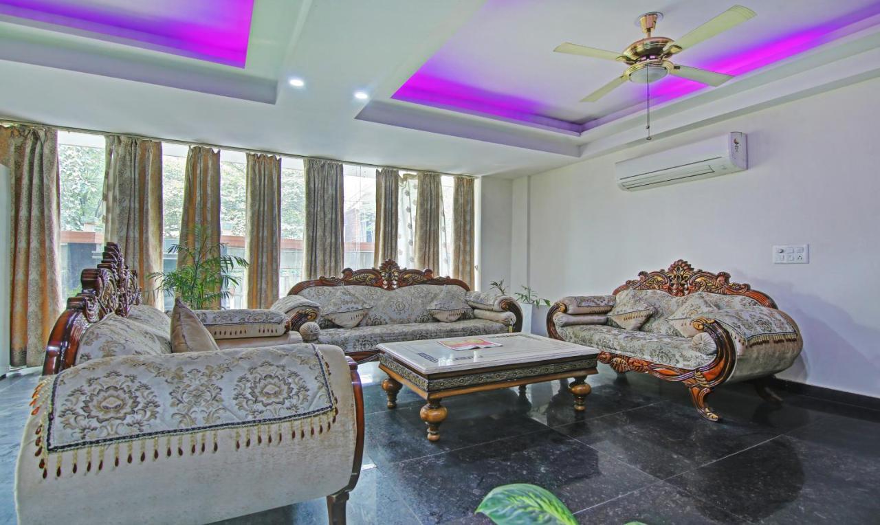 Itsy Hotels Nyra Gurgaon Esterno foto